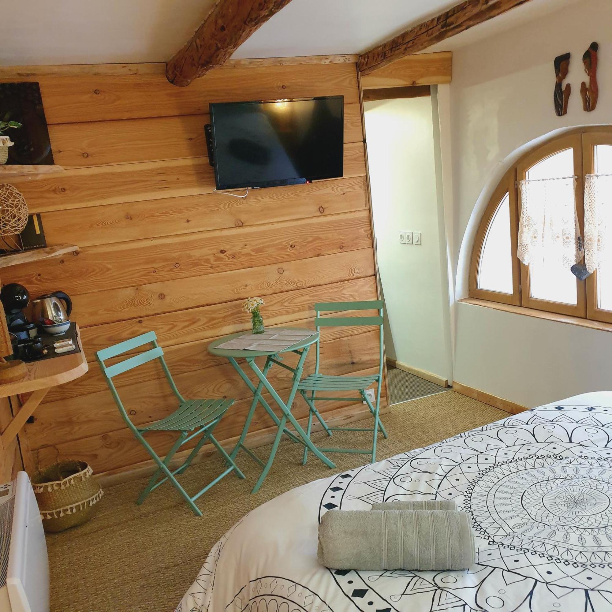 La Maison Basse Saint-Dalmas-le-Selvage Bilik gambar